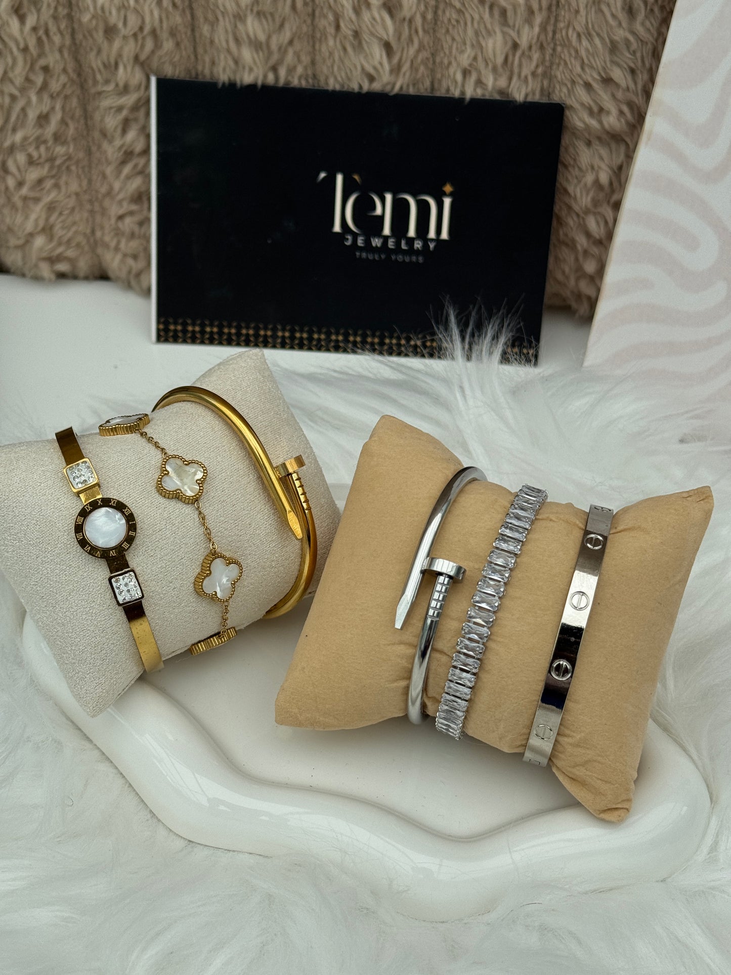 Luxe bracelet stack