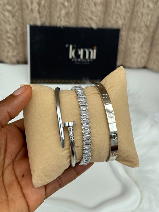 Luxe bracelet stack