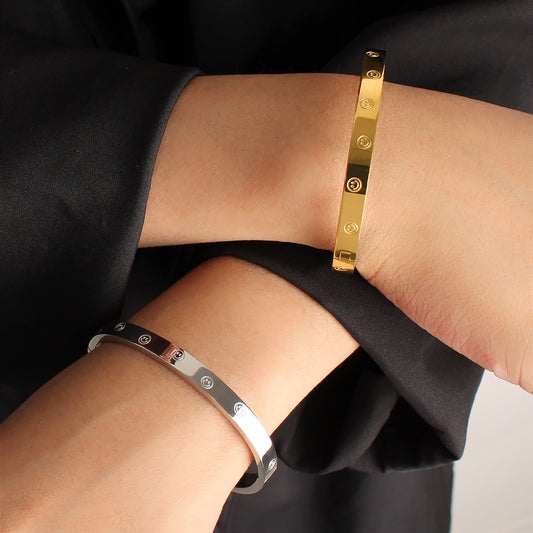 Fatima Bangle