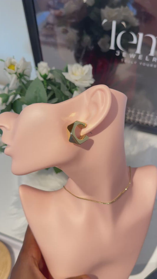 Olivia earring